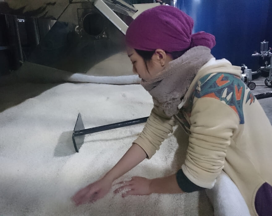 Honkaku-Spirits_Nishihira-Distillery_03